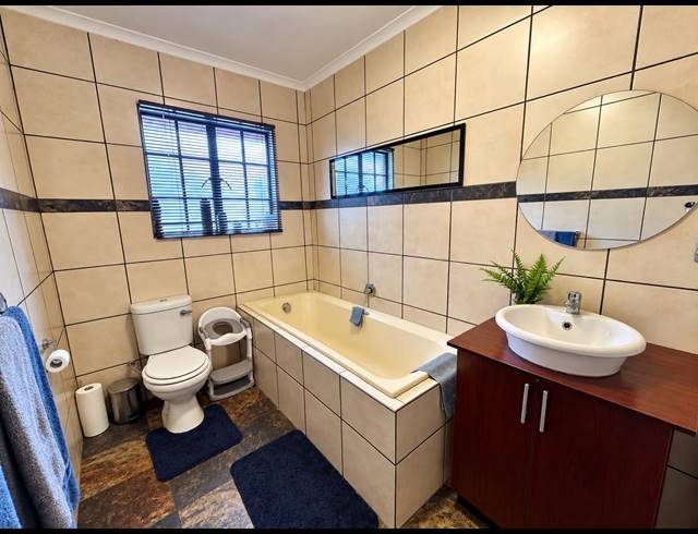 3 BEDROOM HOUSE FOR SALE IN RIVERSDALE